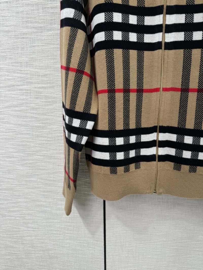 Burberry Sweaters